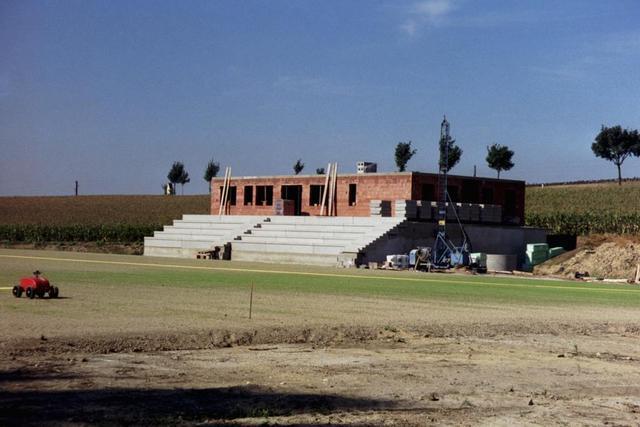 Sportplatz Bau 001