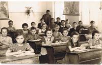 Volksschule Hipples 21.06.1956 Schulzimmer 15