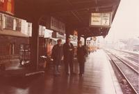 19780000 Schlosser Chaloupka Gepp auf Dienstreise - Bielefelder Bahnhof